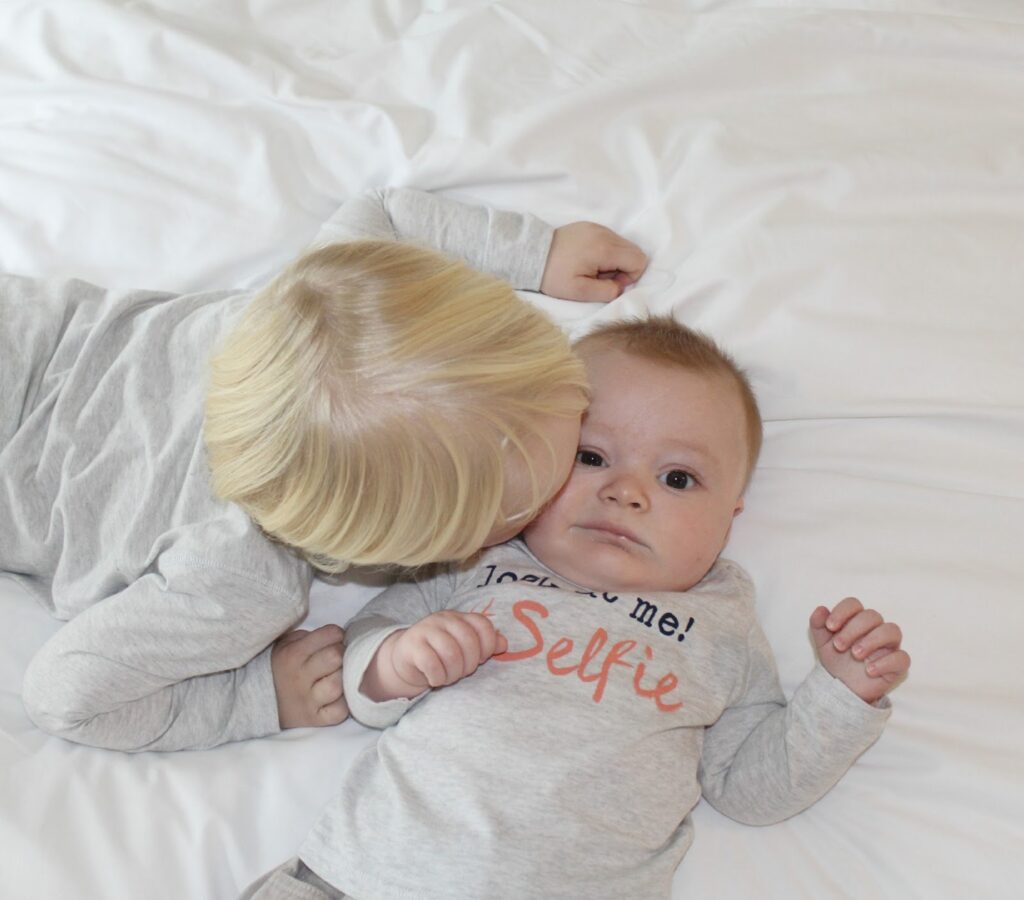 cute brothers brothers